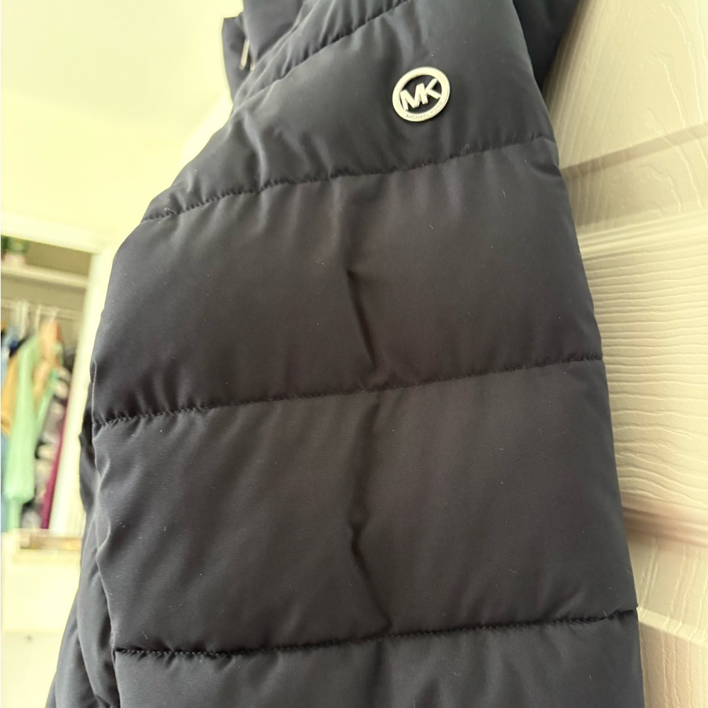 NWT -Michael Kors Black Quilted Hooded Puffer Jacket M - Picture 16 of 16
